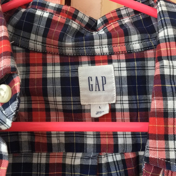 Men's size large Gap shirt - Picture 2 of 2